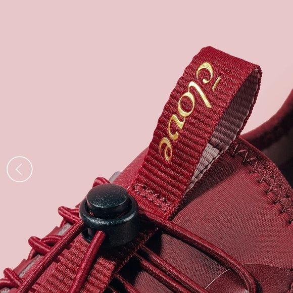 CLOVE NURSE LIMITED EDITION Maroon color SHOES SIZE  7  women’s unisex - Picture 13 of 15